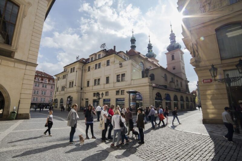 Prague: World War 2 and Operation Anthropoid Walking Tour - Key Points