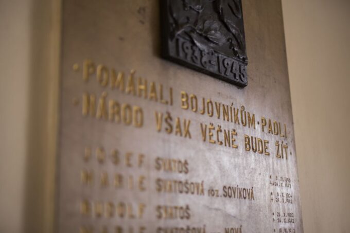 Prague: World War 2 and Operation Anthropoid Walking Tour - Resistance Stories