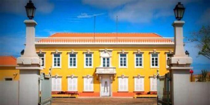 Praia: City Tour in Praia With Rural Villages - Local Guides and Transportation