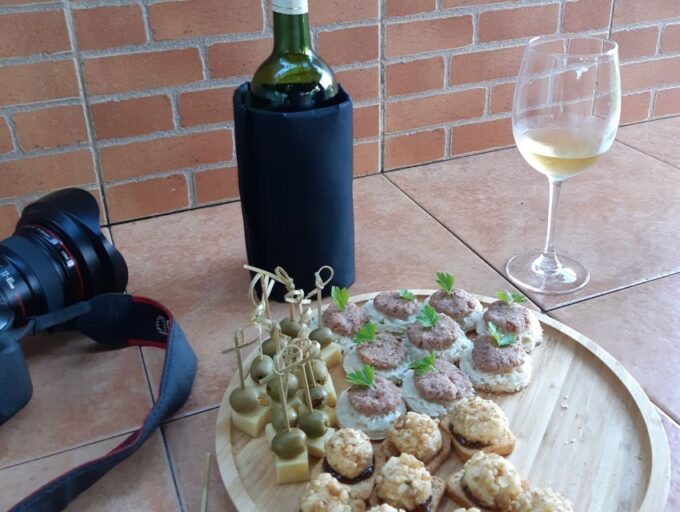 Praia Da Vitória: Island Dinner Experience With Locals - Participant Reviews