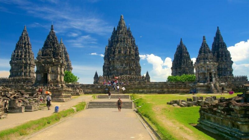 Prambanan Cycling and Temple Tour With Transfer - Itinerary and Activities