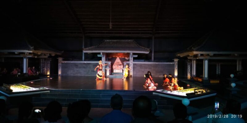 Prambanan Sunsite and Ramayana Ballet Performance - Prambanan Temple Complex