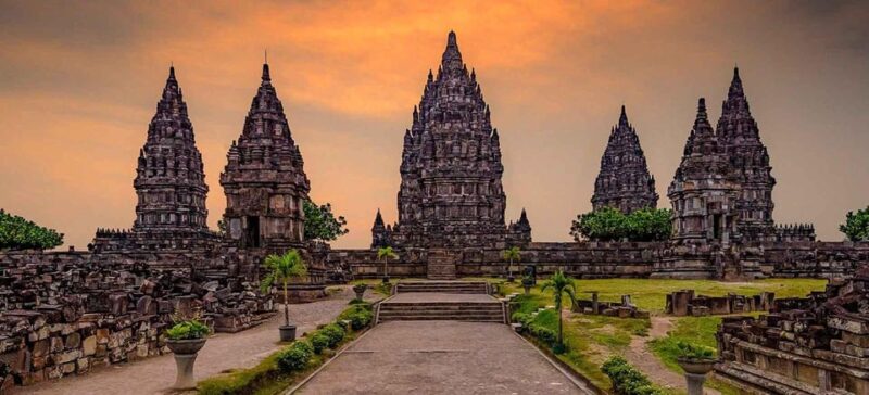 Prambanan Temple Private Tour From Semarang Port - Included Amenities