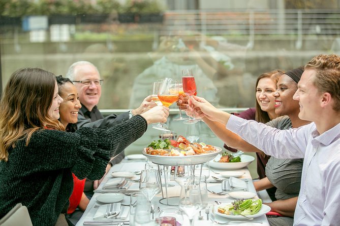 Premier Chicago River Dinner Cruise - Accessibility and Accommodations