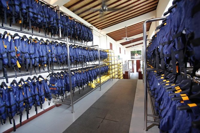 Premium Ayung River White Water Rafting in Bali - Lunch and Amenities