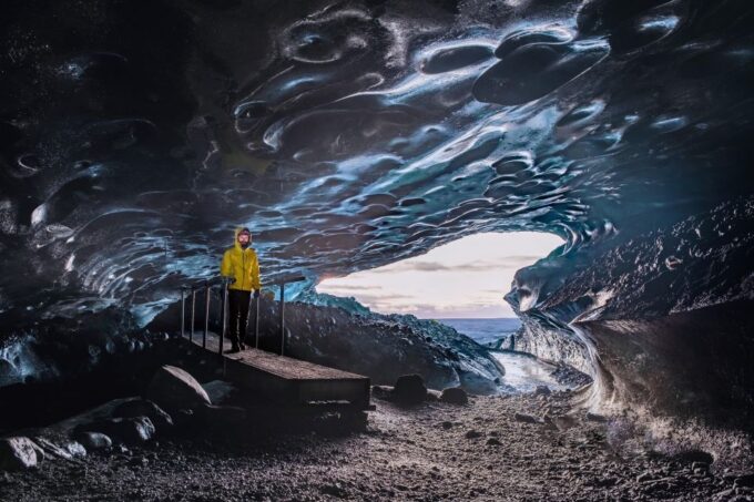 Premium Blue Ice Cave Tour - Hot Soup & Hot Drink Incl. - Culinary Delights