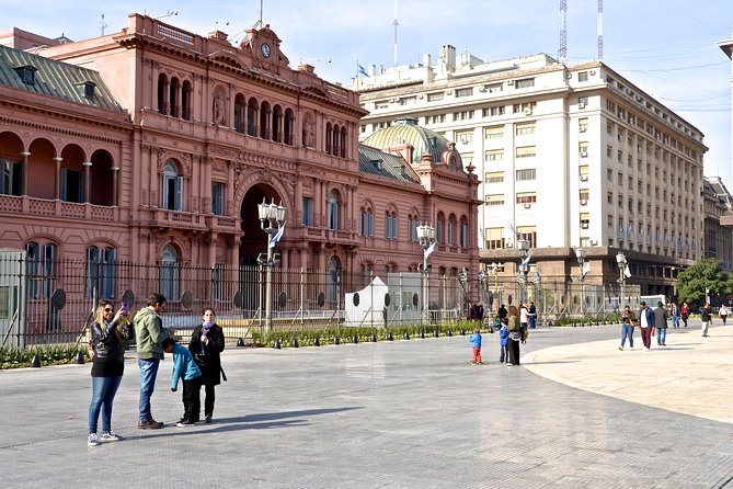 Premium City Tour - Optional Navigation With Open Bar by Grupo Summa Argentina - Tour Logistics