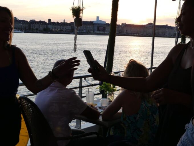 Premium Cruise, Glass of Wine and Cannelé - Contact and Reservation