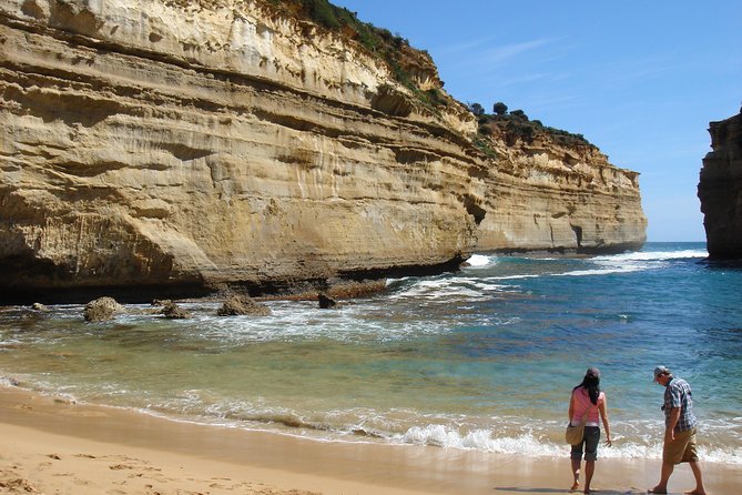 Premium Great Ocean Road Day Tour: Surf Coast Route 12 Apostles, Loch Ard Gorge - Natural Landmarks