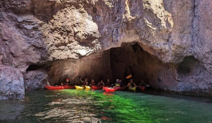 Premium Guided Emerald Cave Four Hour Tour W/Lunch - Historical Sites Exploration