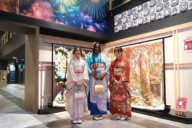 Premium Kimono Dressing, Tea Ceremony, Calligraphy, Samurai show - Key Points