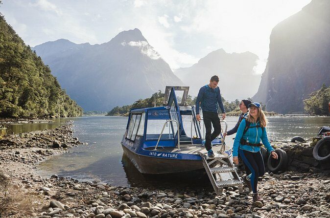 Premium Milford Sound Cruise & Milford Track Walk From Te Anau - FAQ