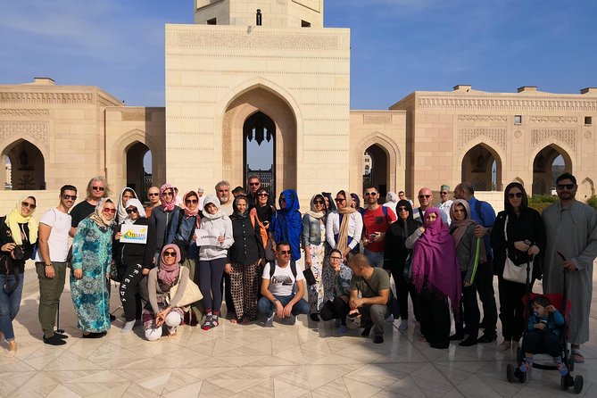 Premium Muscat Half Day Excursion - English Guide - Accessibility and Dress Code