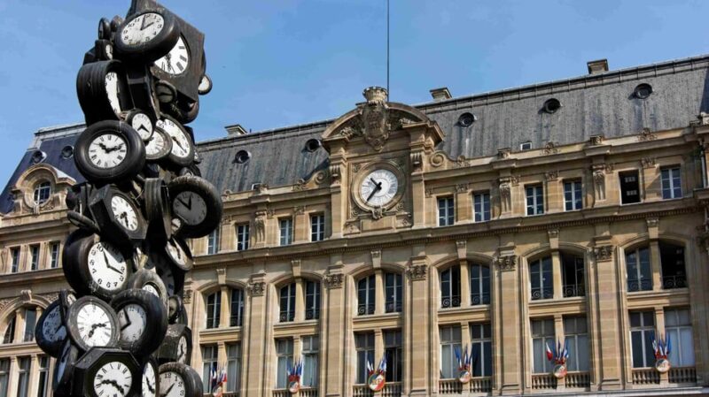Premium Opera and Shopping Ticket in Saint-Lazare - Key Points
