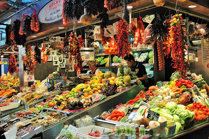 Premium Paella Cooking Class & 10 Spanish Tapas - Confirmation and Accessibility