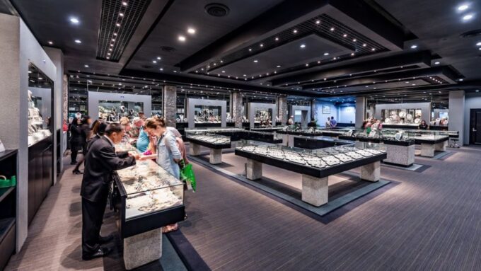 (Premium) Private Transfer to Phuket Gem Gallery Factory - Customization Options