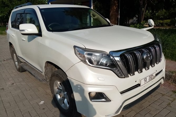 Premium Services: Islamabad International Airport Transfer - Arrival - Pickup and Drop-off