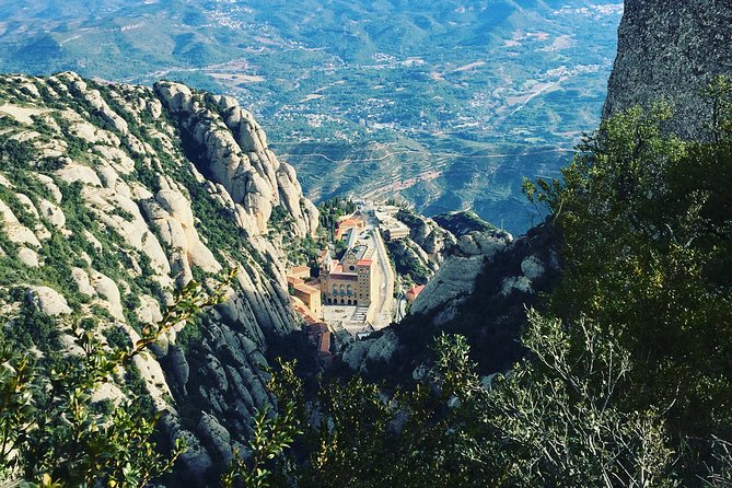 PREMIUM SMALL GROUP: Montserrat Monastery & Scenic Mountain Hike - Take Funicular to Mountain Top
