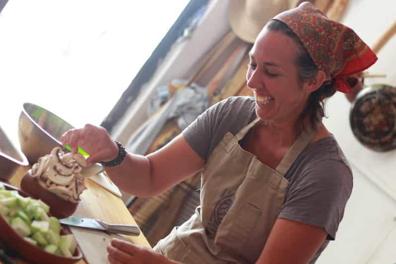 Prepare an Oaxacan Mole by a Traditional Cook. - Included Amenities