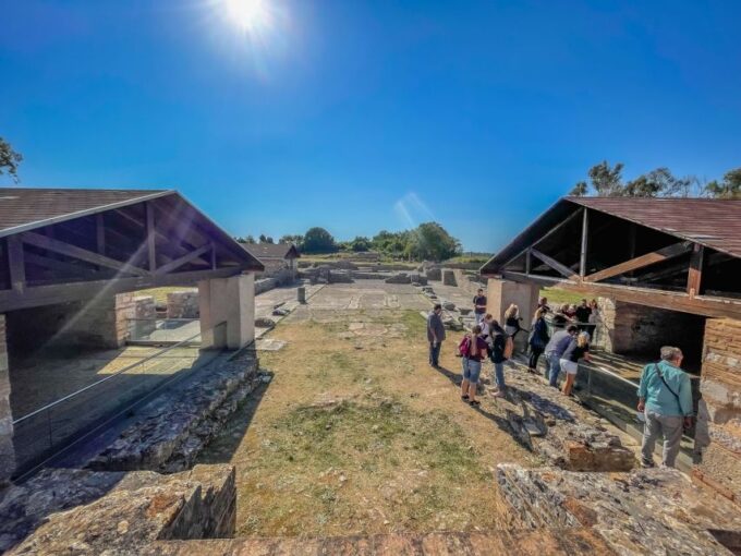 Preveza: Ancient Nikopolis & Archaeological Museum Tour - Visiting the Ancient Theater