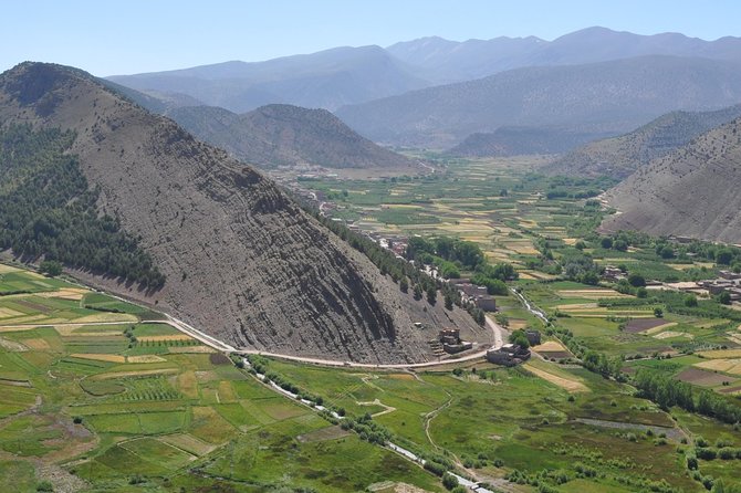 Priavte Day Trip to Lake Takerkoust,Asni and Ourika Valley From Marrakech - Visiting Asni and Berber Culture