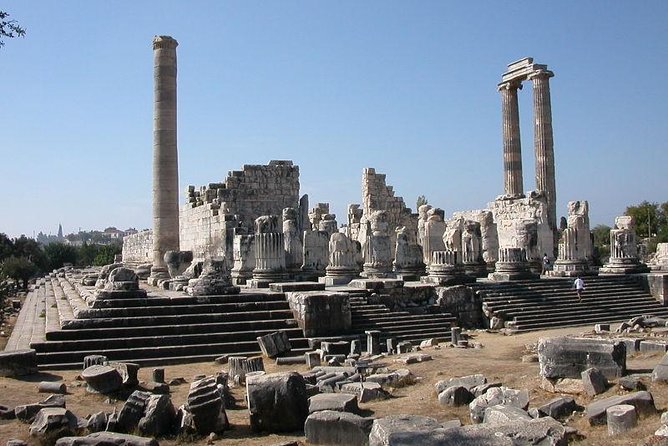 Priene, Miletus, and Didyma Day Tour From Kusadasi - Exploring Priene
