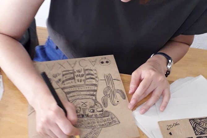 Print a Work of Art With a Local Artist for Your Home. - How to Book