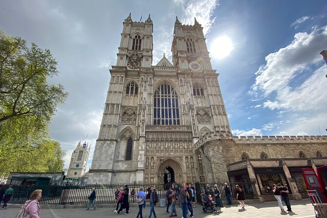 Priority Access Westminster Abbey Tour With a Professional Guide - Booking Information and Policies