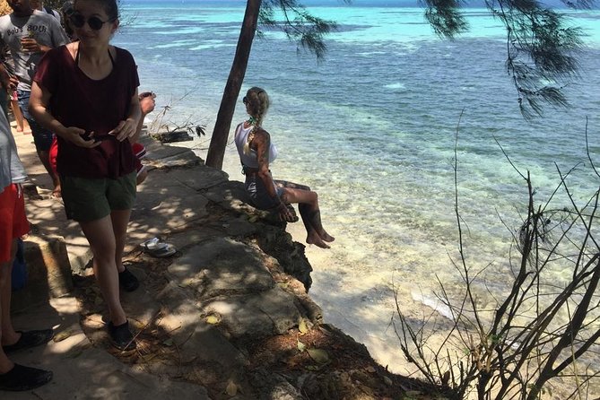 Prison Island and Nakupenda Private Tour - Full Day + Seafood Buffet - Transportation and Pickup Details