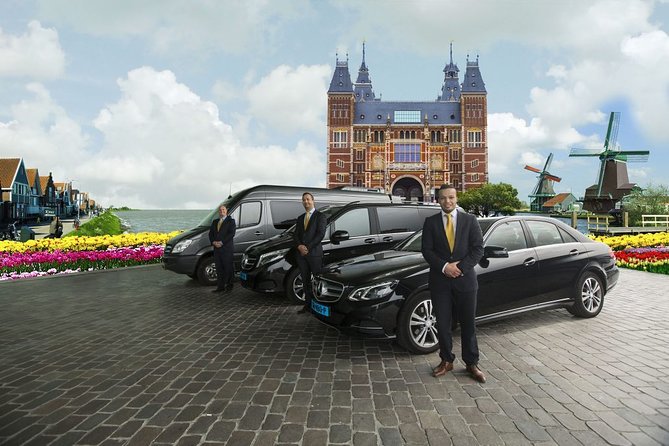 Private 1-15 Pers Taxi or Bus Transfer Amsterdam Airport to Weeze - Key Points