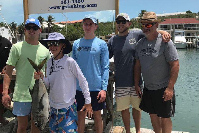 Private 1/2 Day Morning Deep Sea Fishing Charter on Wahooters - Inclusions and Amenities