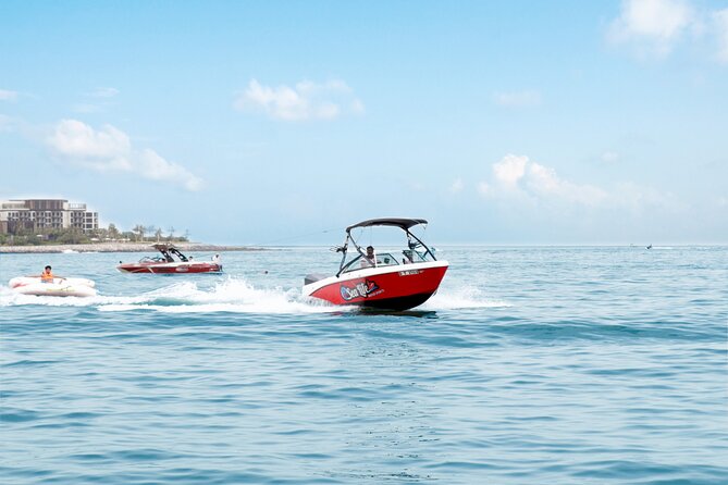 Private 1 Hour Boat Ride in Dubai - Getting to the Meeting Point