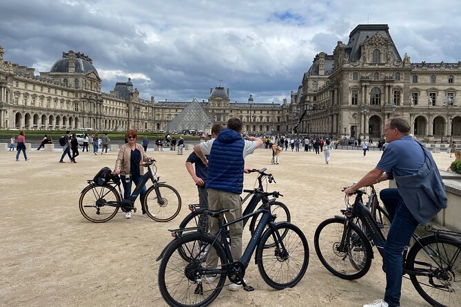 Private 2.5 Hour E-Bike Tour Around Paris - Meeting and End Point