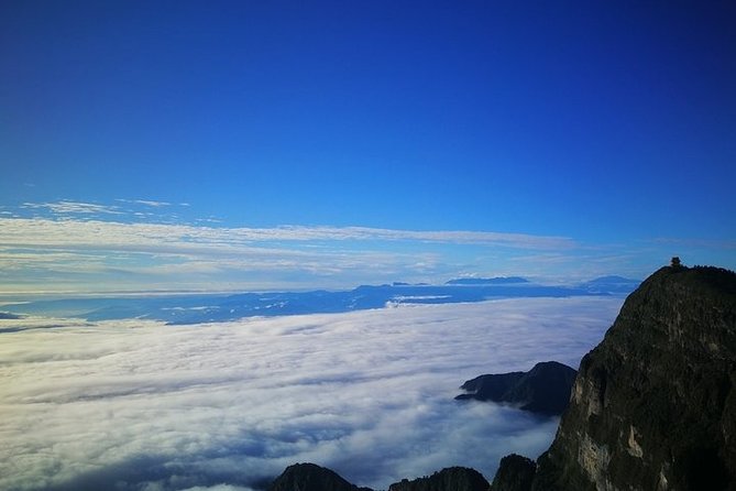 Private 2-Day Leshan Giant Buddha and Mt.Emei Tour From Tianjin - Leshan Giant Buddha