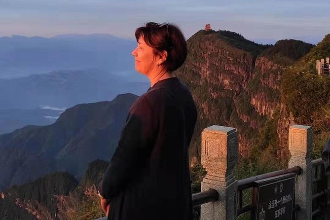 Private 2-Day Leshan Giant Buddha and Mt. Emei Tour From Xiamen - Dietary and Special Requirements