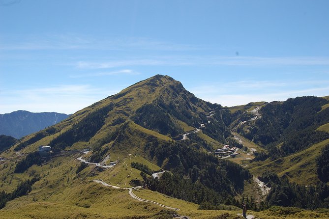 Private 2-Day Qingjing and Hehuan Mountain Tour - Payment and Cancellation Policy