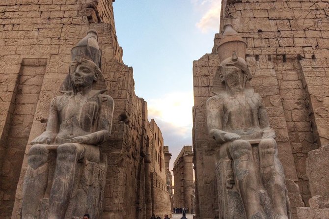 Private 2-Day Tour From Safaga Port to Luxor and Cairo With Egyptologist Guide - Visiting the Valley of the Kings