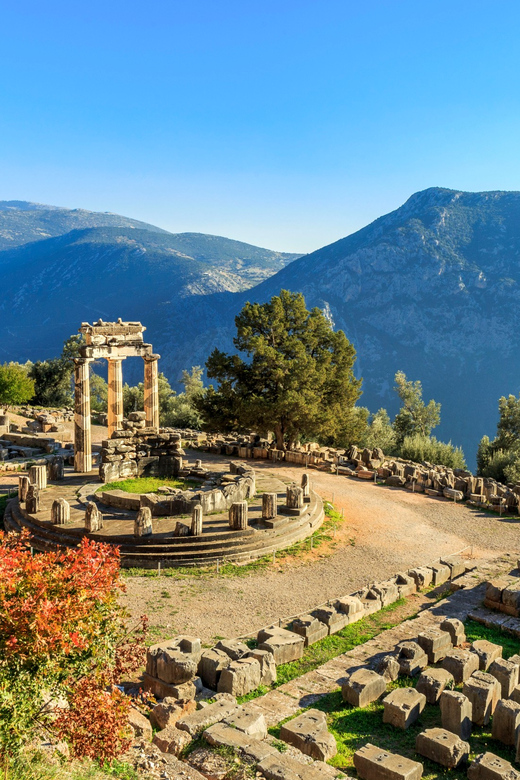 Private 2-Day Tour to Delphi & Meteora From Athens - Itinerary Details: Day 1