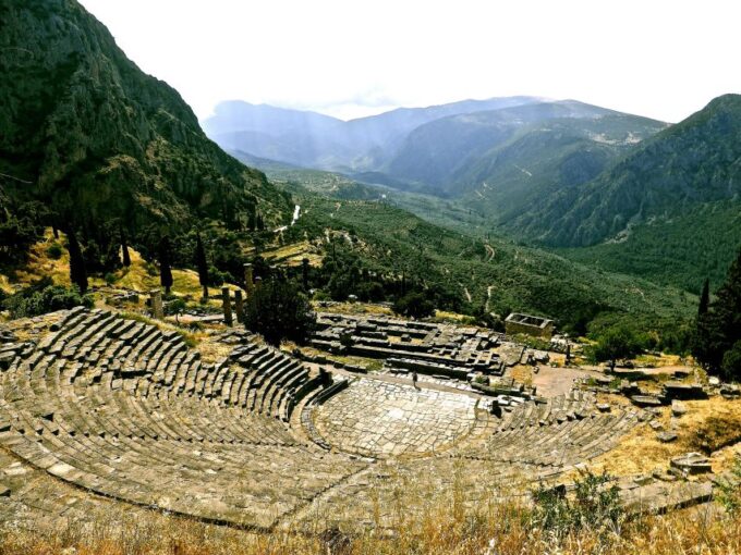 Private 2-Day Tour to Delphi, Meteora & Thermopylae - Meteora Monasteries
