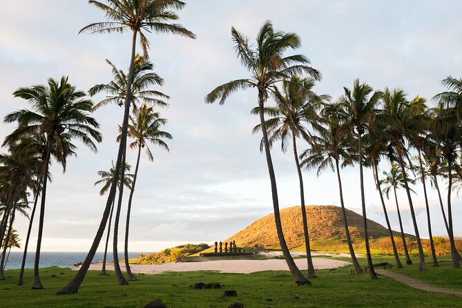 Private 2 Days Essential Tour of Easter Island - Moai Statues and Rano Raraku