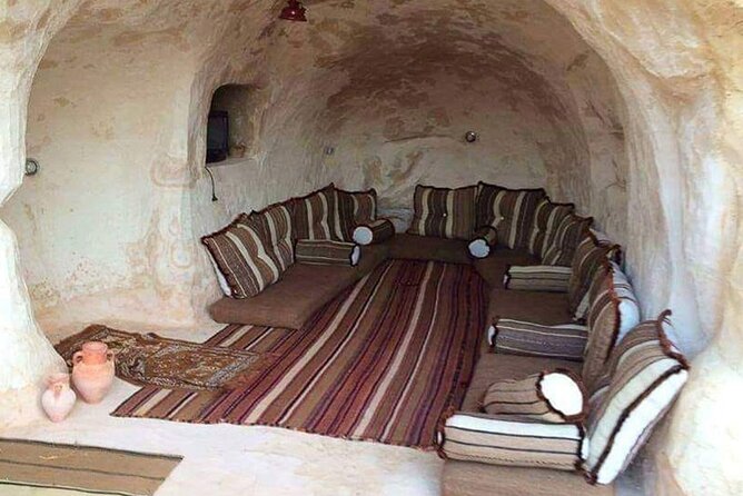 Private 2 Days Jeep Safari to White Desert and Bahariya Oasis - Tour Operator and Group Size