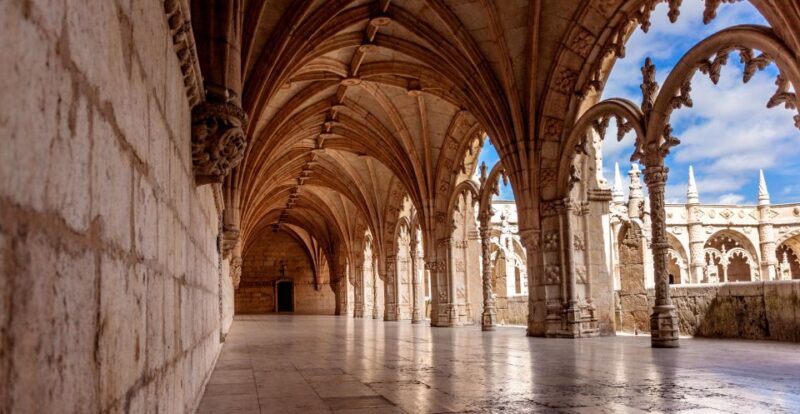 Private 2-Days Tour: Lisbon and Sintra With Hotel Pick-Up. - Itinerary and Highlights