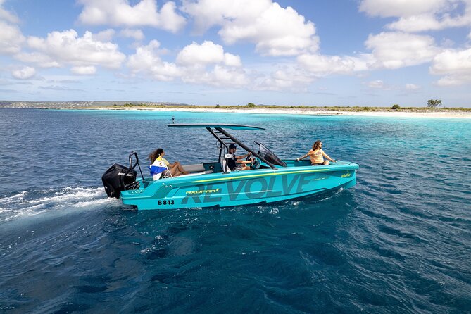 Private 2 Hour Boat Excursion Along the Coast - Personalized Service and Activities
