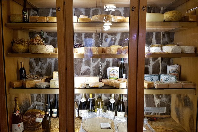 Private 2-Hour Italian Cheese and Wine Tasting in Rome - Discovering Artisanal Cheese Producers