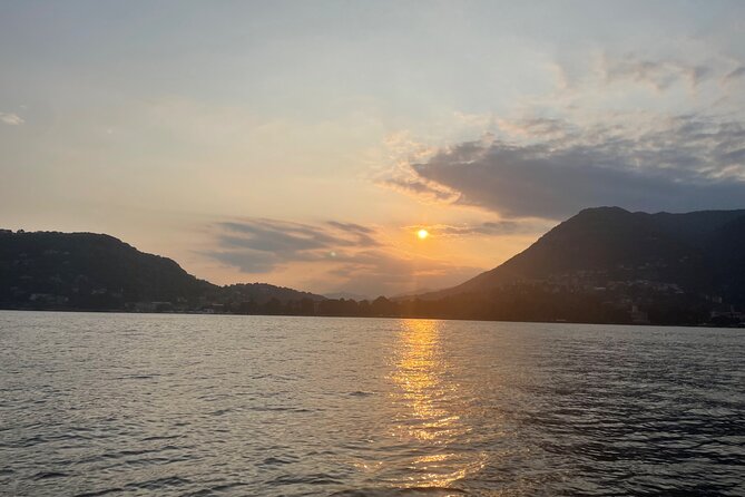 Private 2-Hour Motorboat Tour on Lake Como - Booking and Confirmation