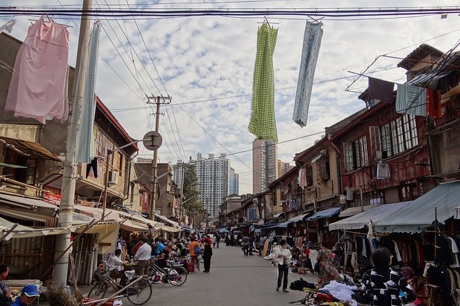 Private 2-Hour Shanghai Lanes and Alleyways Walking Tour - Meet Long-time Residents