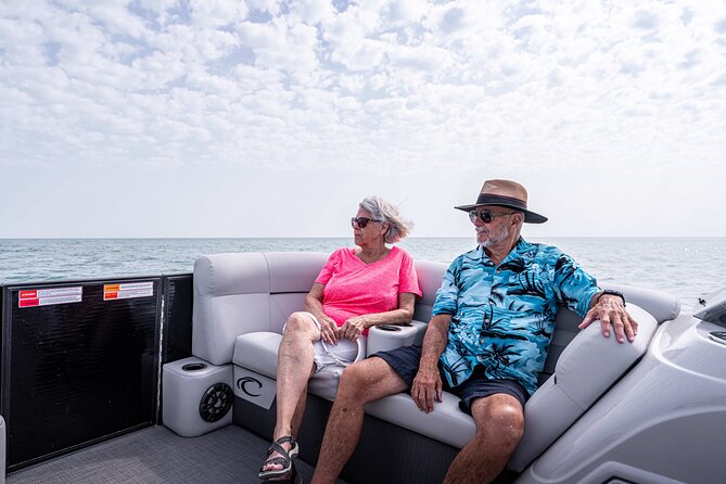 Private 2-hour Sunset Cruise on Lake St Clair and Detroit River - Group Size and Licensing