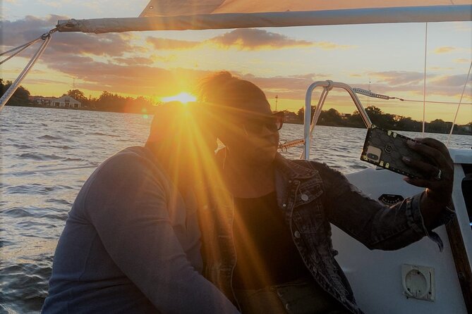Private 2-Hour Sunset Sailing Tour on Lake Fairview - Preparing for the Experience