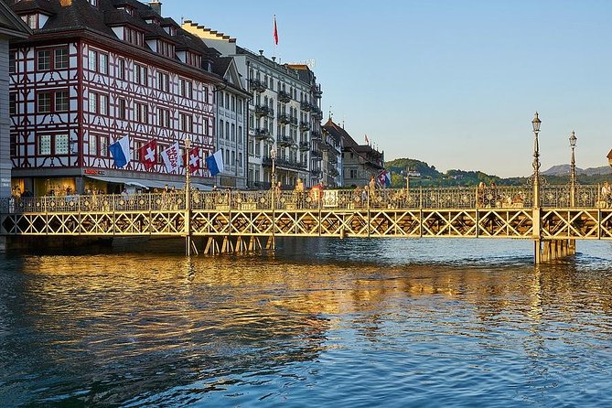 Private 2-Hour Walking Tour of Lucern With Official Tour Guide - Tour Experience