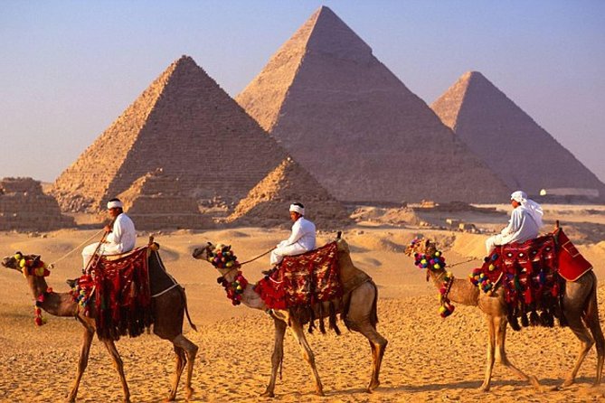 Private 2 Hours Camel Ride at Pyramids of Giza From Cairo - Camel Ride Experience